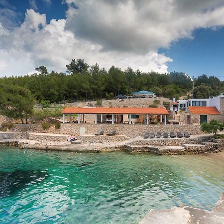 Golden Bay Hvar ฮวาร์ ภายนอก รูปภาพ