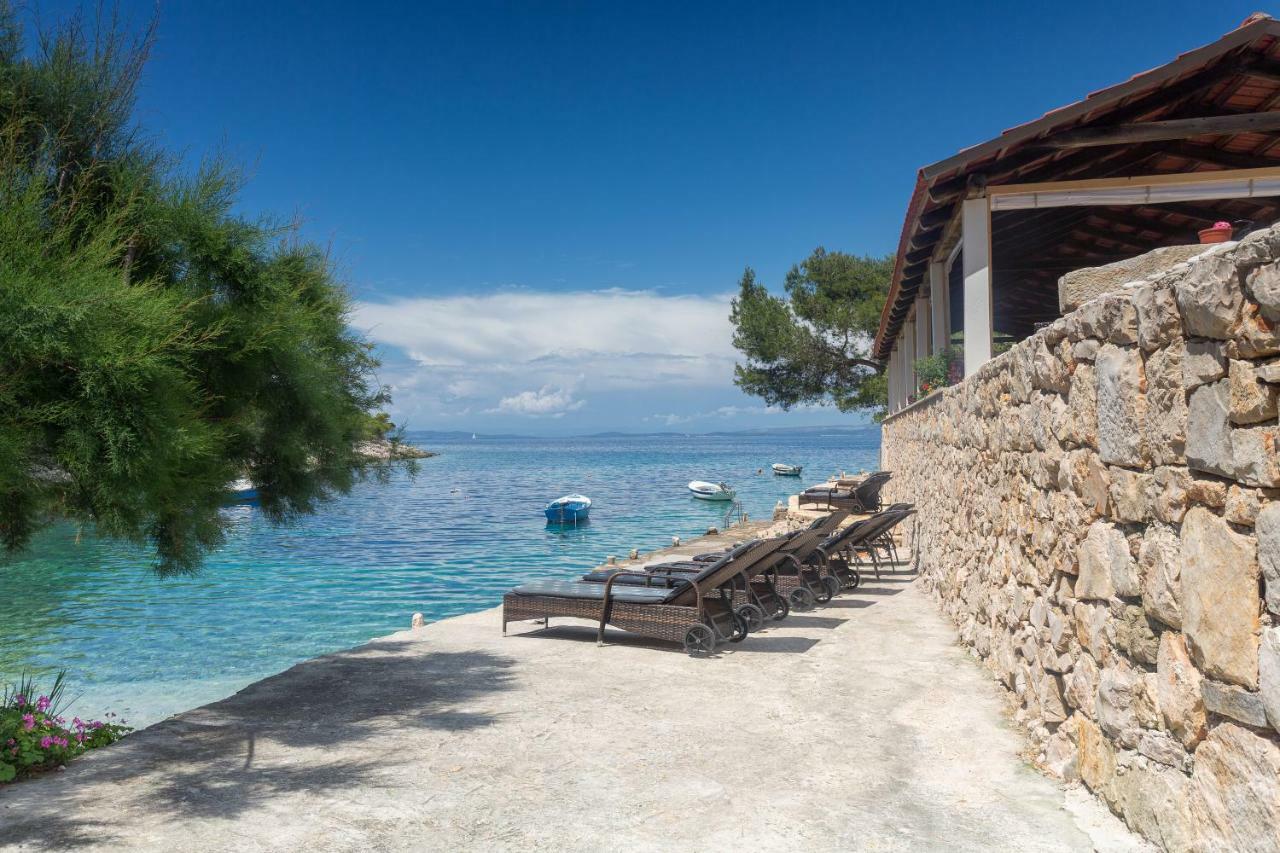 Golden Bay Hvar ฮวาร์ ภายนอก รูปภาพ